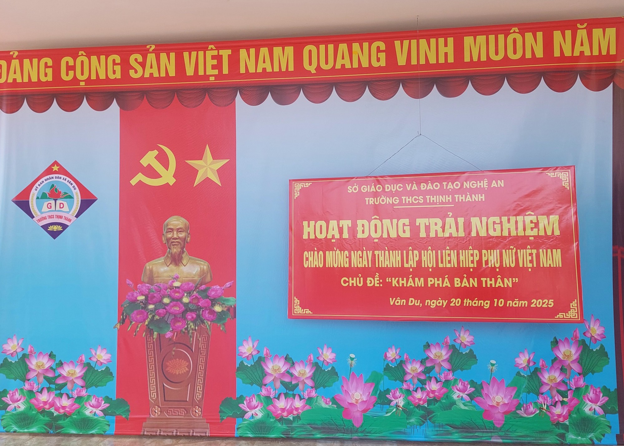 BUỔI HOẠT ĐỘNG TRẢI NGHIỆM: KHÁM PHÁ BẢN THÂN